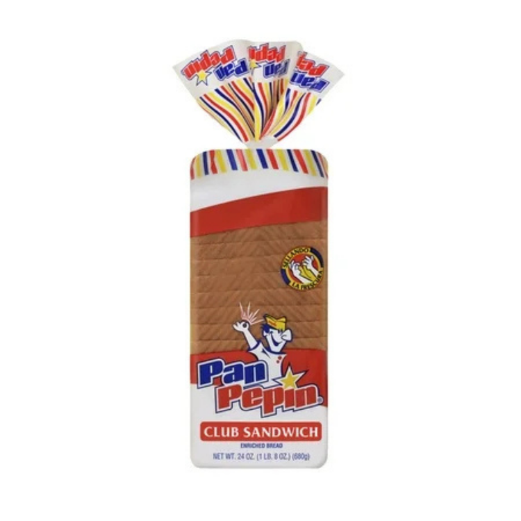Farmacias Savia Pan Pepín Club Sandwich Bread in 24oz package, showcasing fresh, sliced bread for sandwiches.