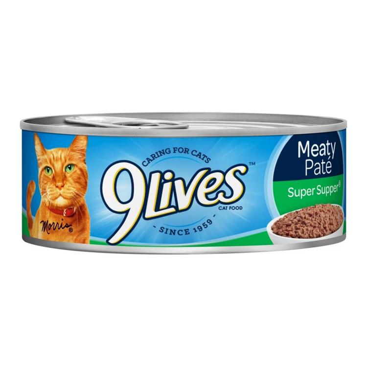 Canned 9Lives Meaty Paté Super Supper wet cat food in 5.5oz can with label featuring feline images and product details.