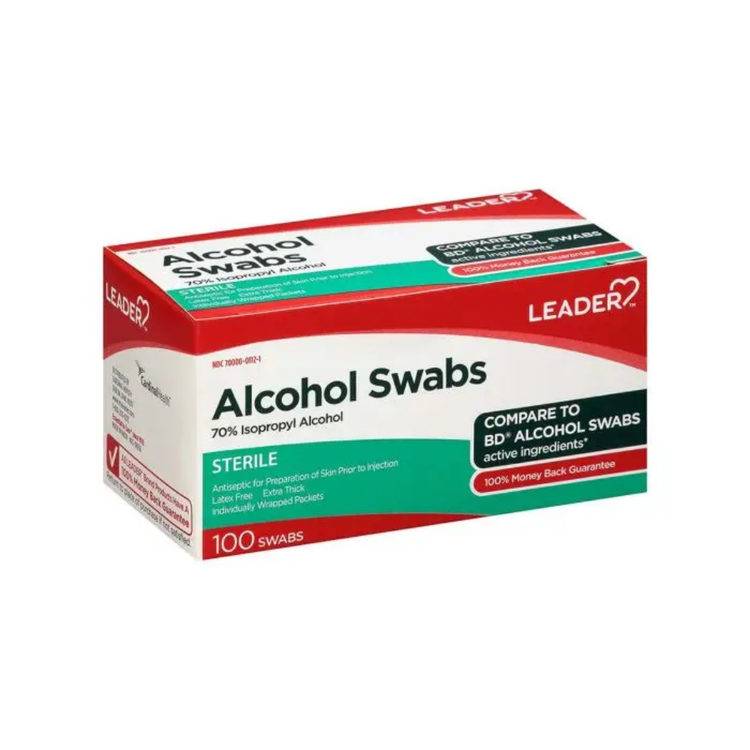 Leader Alcohol Swabs 70% isopropyl alcohol in a box of 100 for first aid use, from Farmacias Savia.