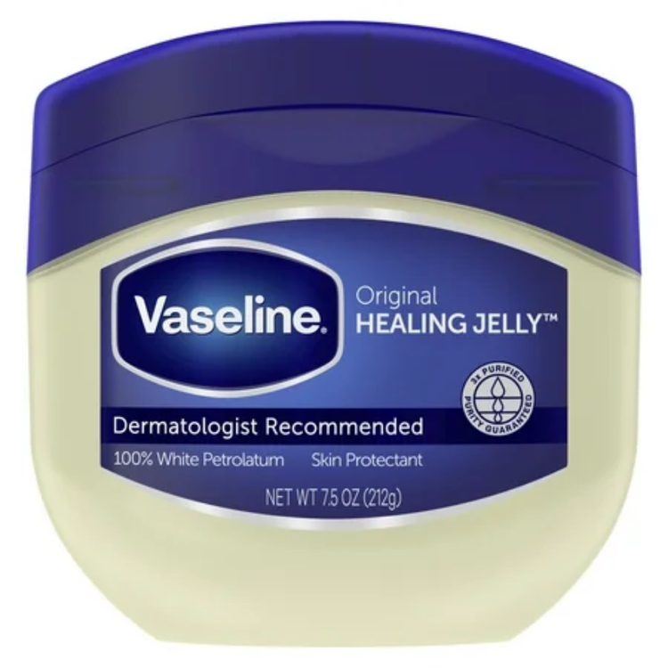 Vaseline Original Petroleum Jelly in a 7.5oz jar, creamy skincare product from Farmacias Savia.