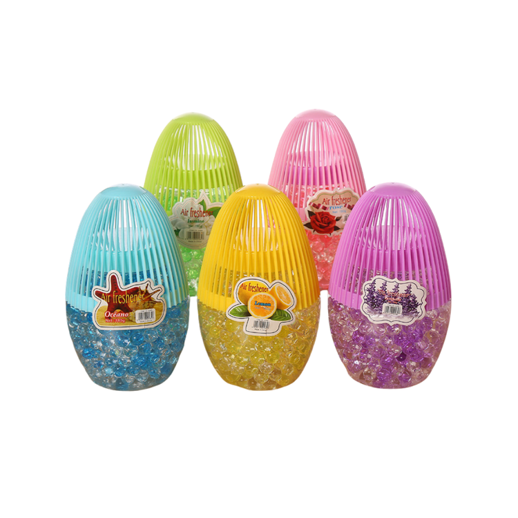 House Scents air freshener by Farmacias Savia, featuring a sleek white bottle with a spray nozzle and fresh scent label.