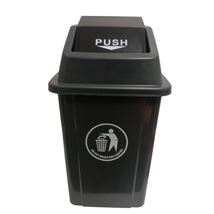 Farmacias Savia Hogar kitchen trash can with pedal lid, compact design, stainless steel finish, and foot pedal for hands-free use.