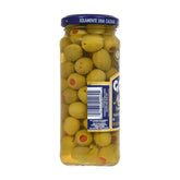 Rellenas aceitunas Manzanilla de Goya con pimiento en frasco de 6.75 oz, vista cercana de aceitunas verdes rellenas.