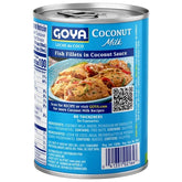 Un cartón de leche de coco Goya sin endulzar para cocinar y hornear, con 13.5 fl oz, en un fondo blanco.