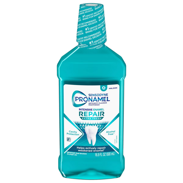 Farmacias Savia Pronamel Repair & Fresh Toothpaste 16.9 oz tube showing the white packaging and blue accents