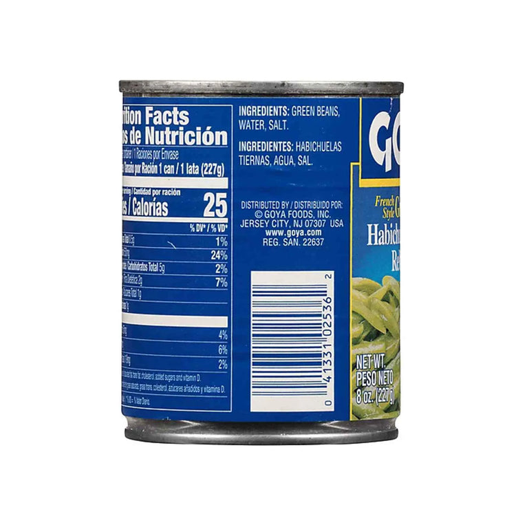 Canned French-style tender green beans by Goya in 8 oz can, shown in a close-up image.