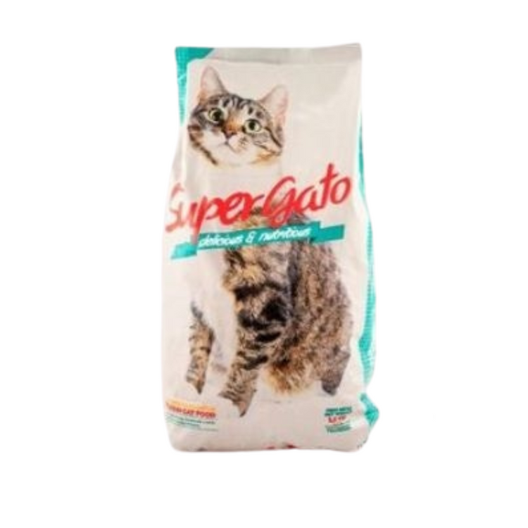 Super Gato Adulto cat food by Farmacias Savia in 3.3lb bag, featuring nutritious formula for adult cats.