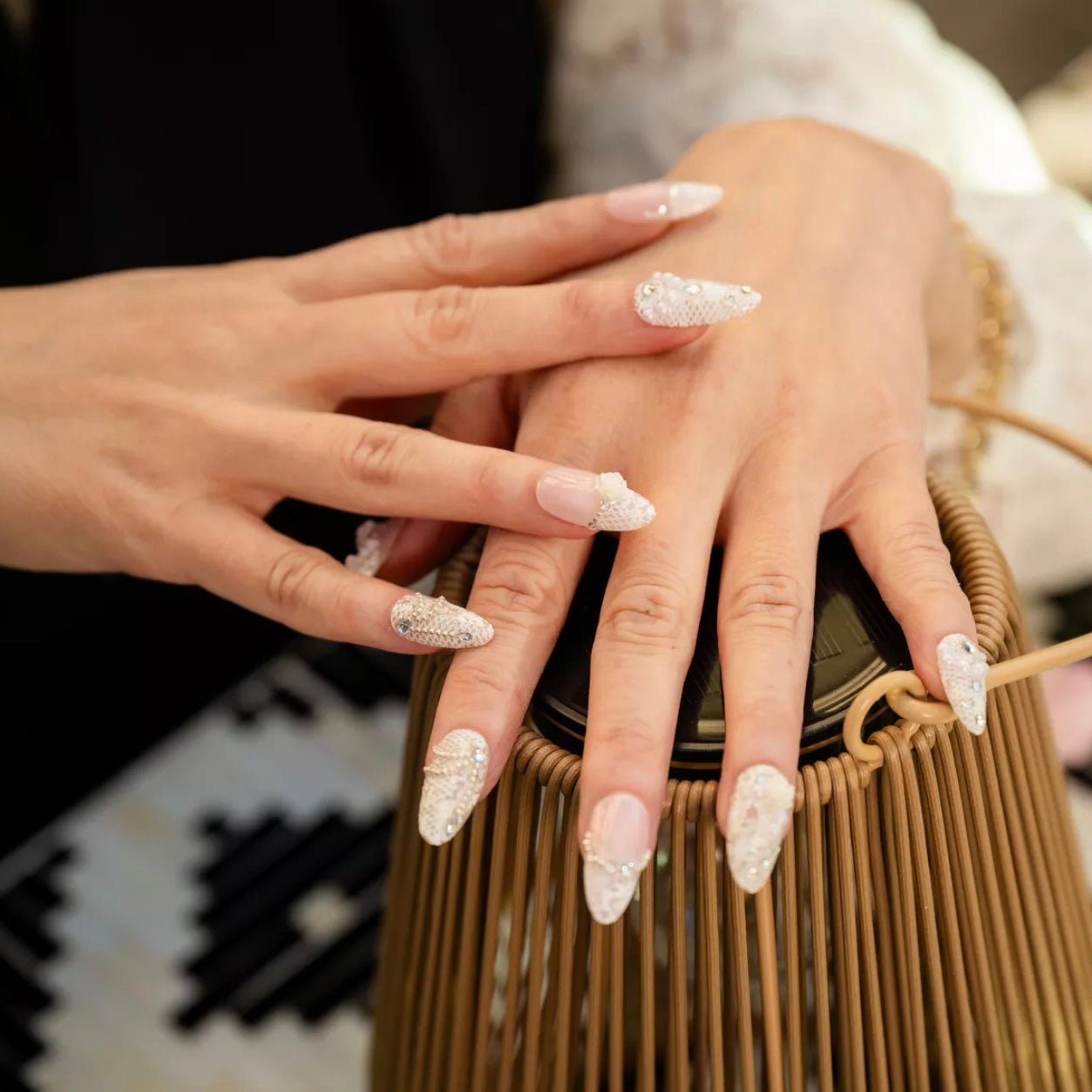 Angelic Lace White Elegant Press-On Nails