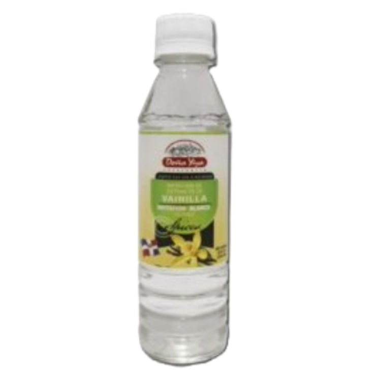 Clear vanilla artificial flavor in an 8oz bottle from Farmacias Savia, shown in the image.