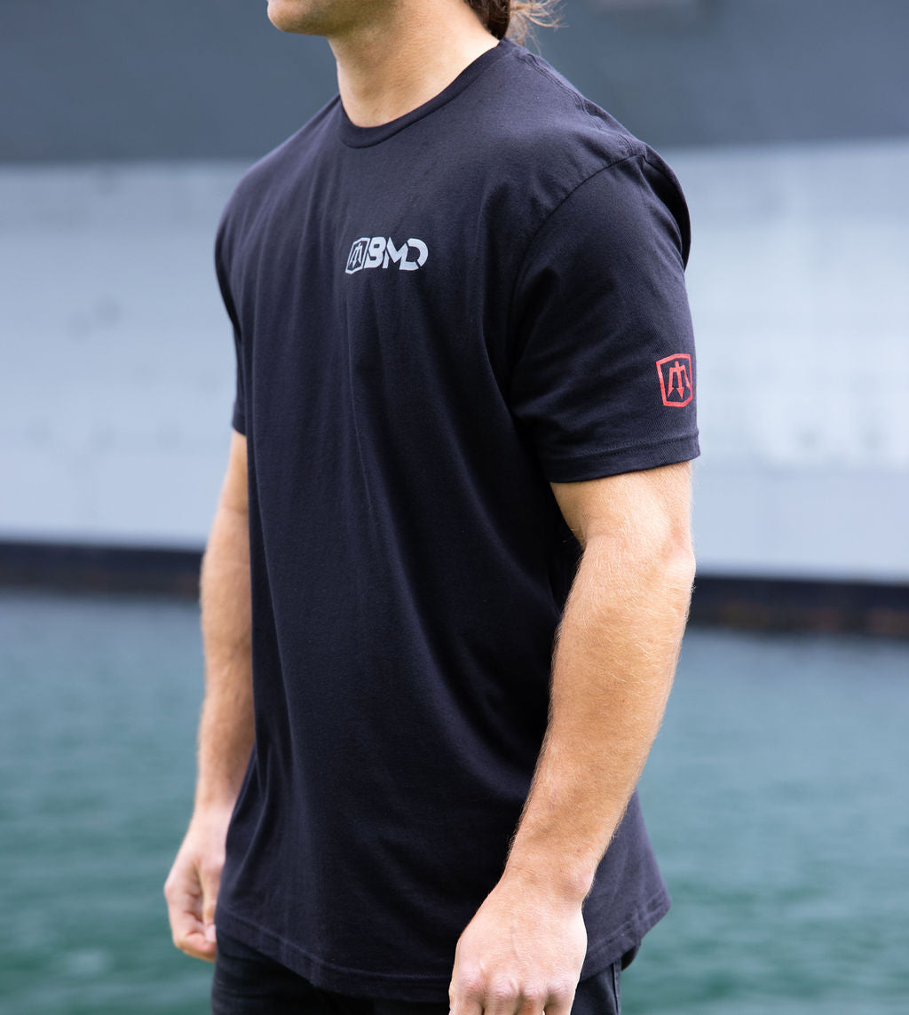 Black Mask Divers GDDS shirt in black, featuring a comfortable fit and stylish design, ideal for casual wear.