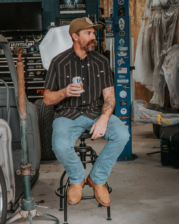 Off The Grid Surplus Daryll SS Shirt in vintage black, men&