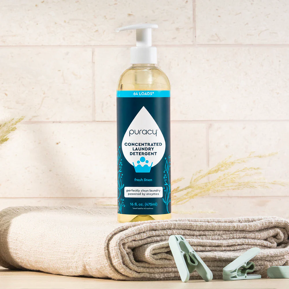 Puracy concentrated unscented sulfate-free laundry detergent bottle, suitable for gentle, effective laundry cleaning.